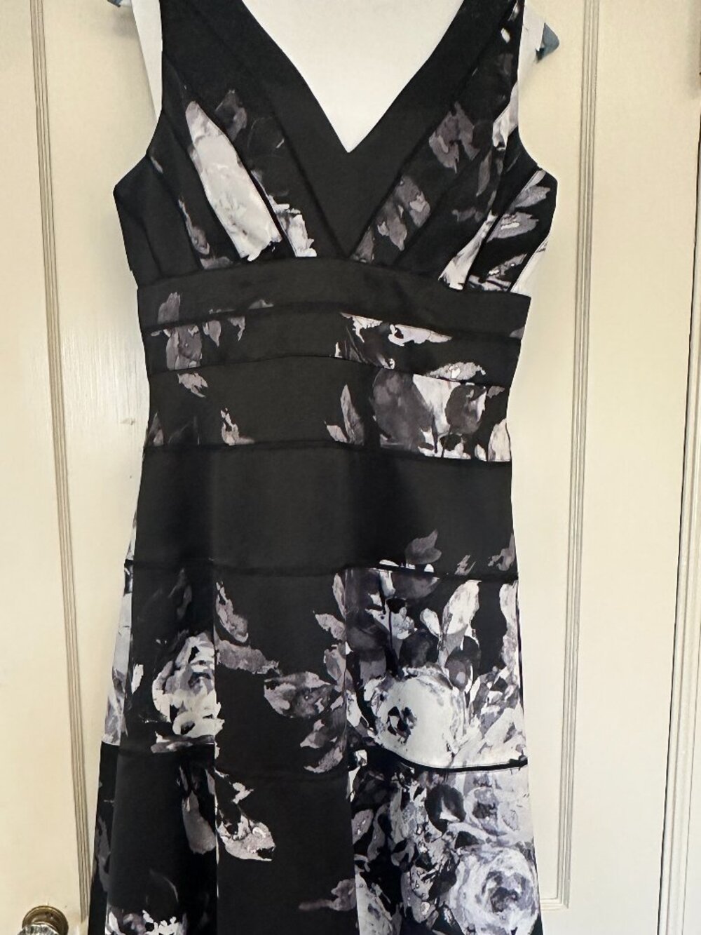 Beautiful Aidan Mattox Gown